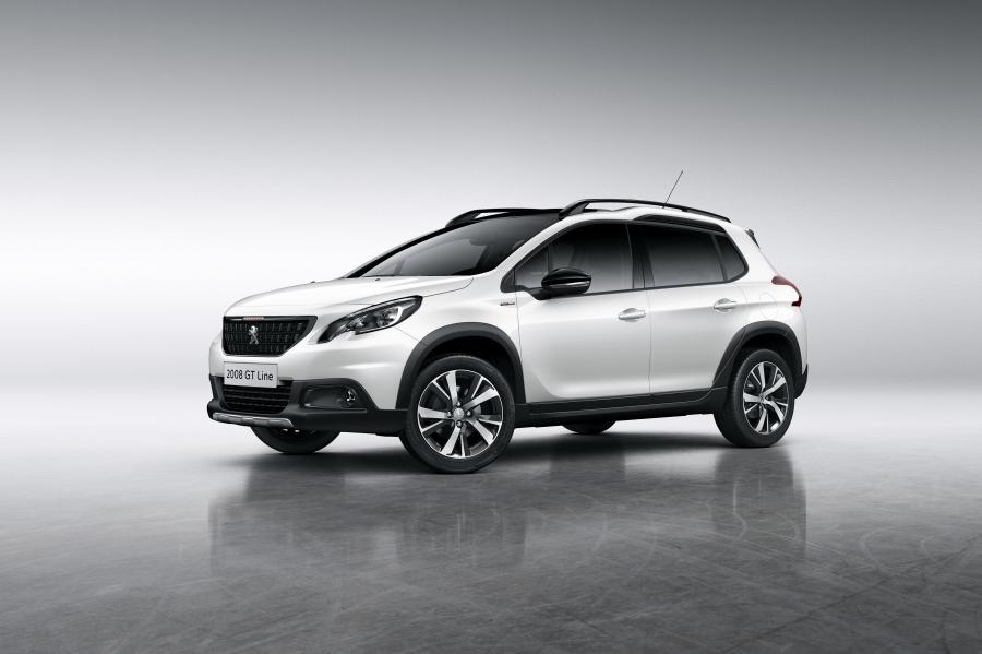  Peugeot 2008 GT Line 2016 года  (фото 12 из 42)